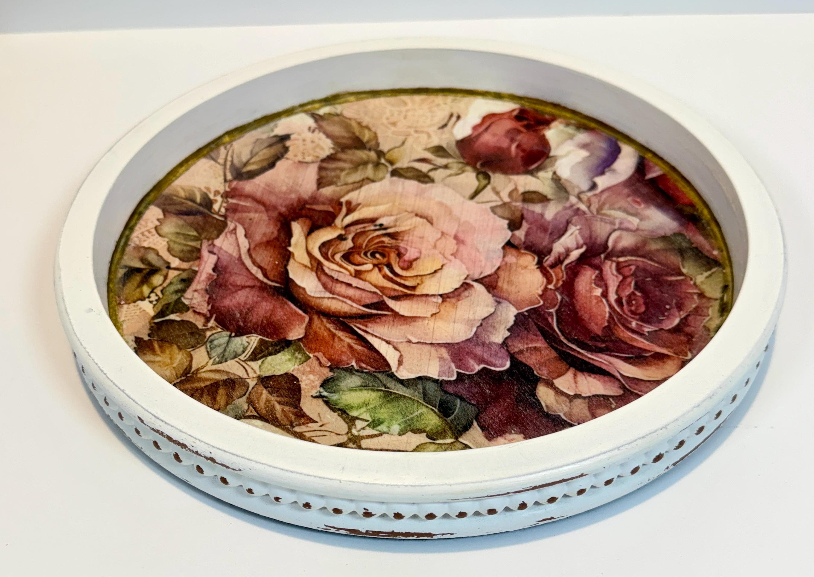 Vintage Roses Tray: 11.5"
