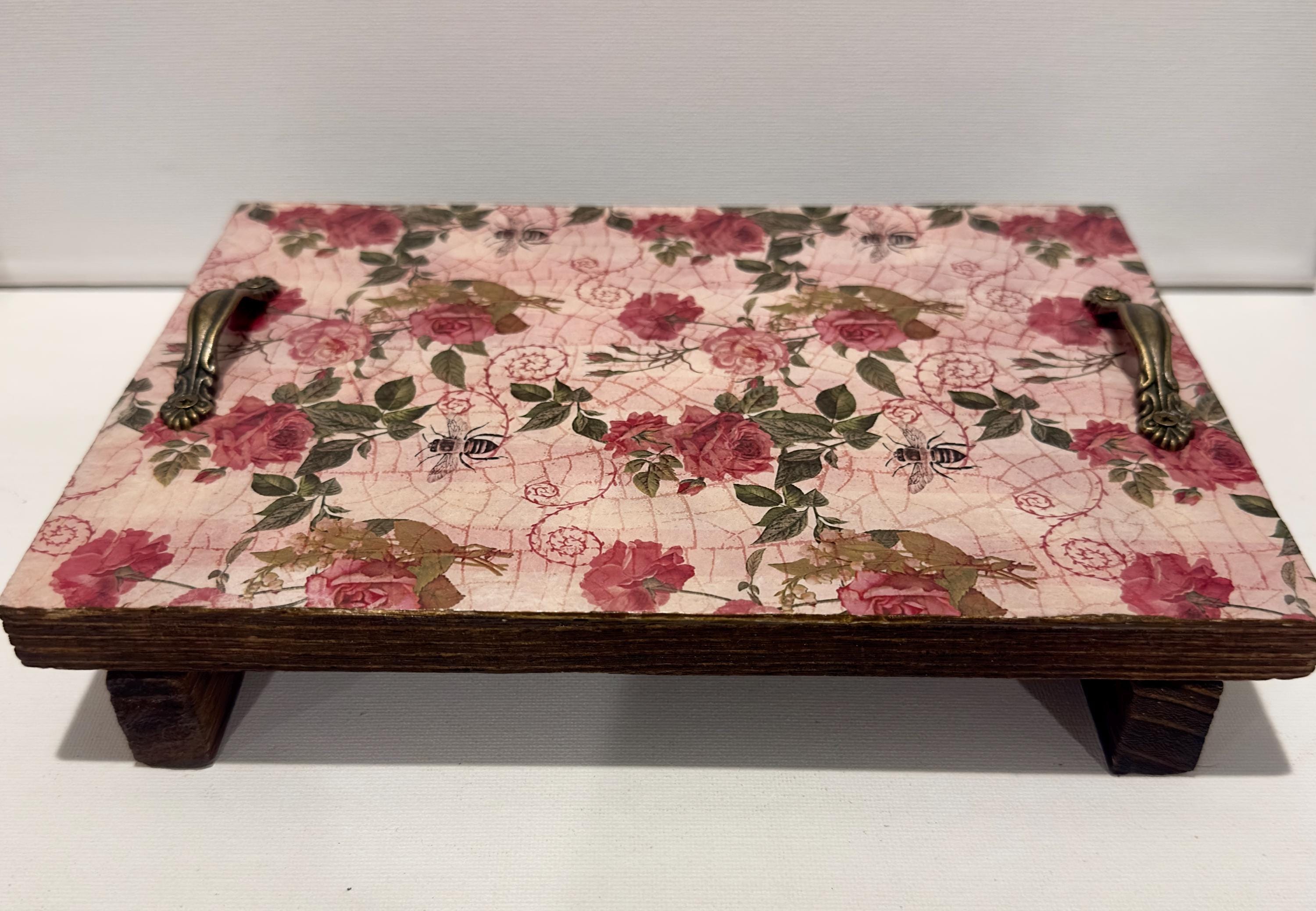 Vintage Rose Riser: 9"x6"