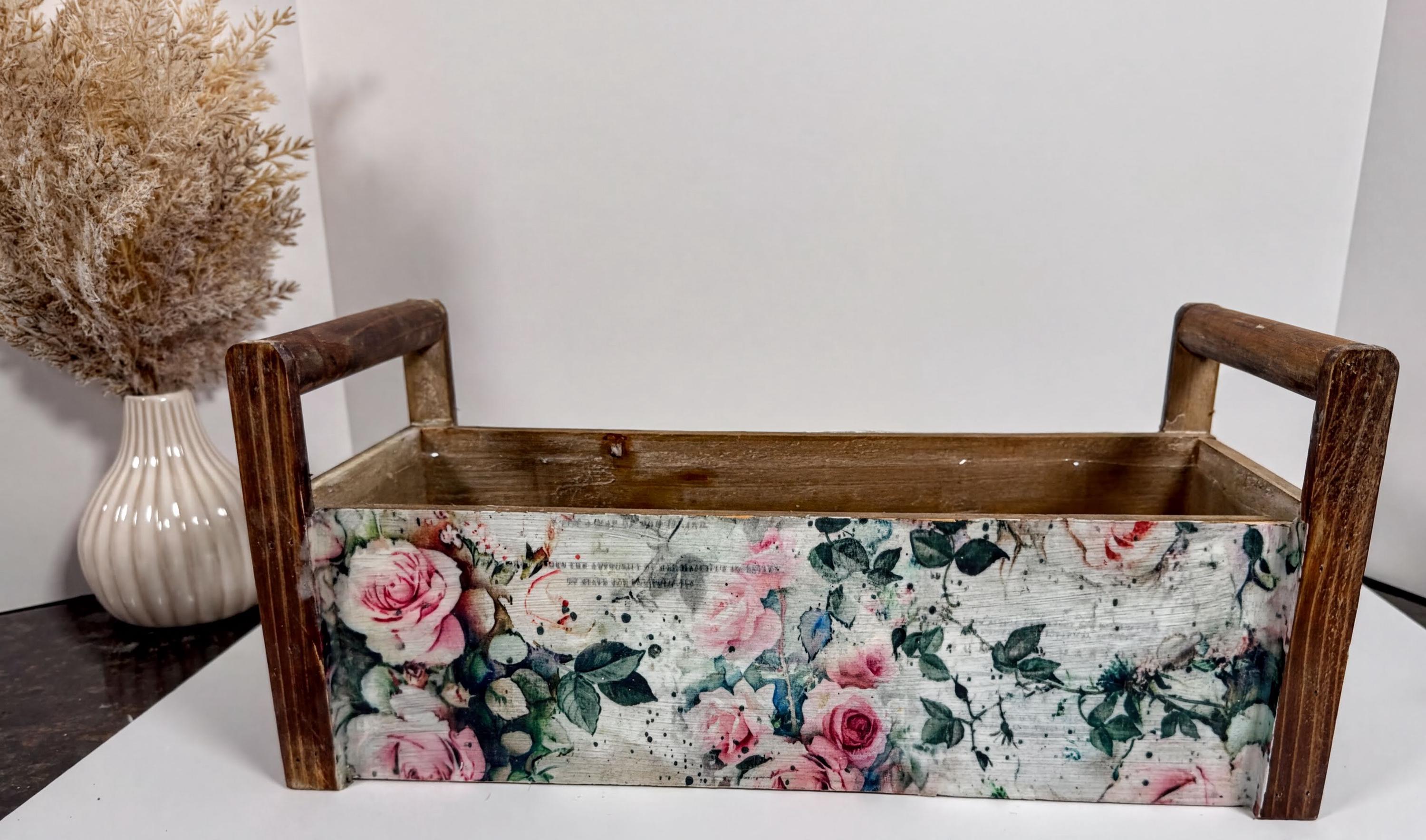 Rose Planter Box: 13.75"x5.5"x6"
