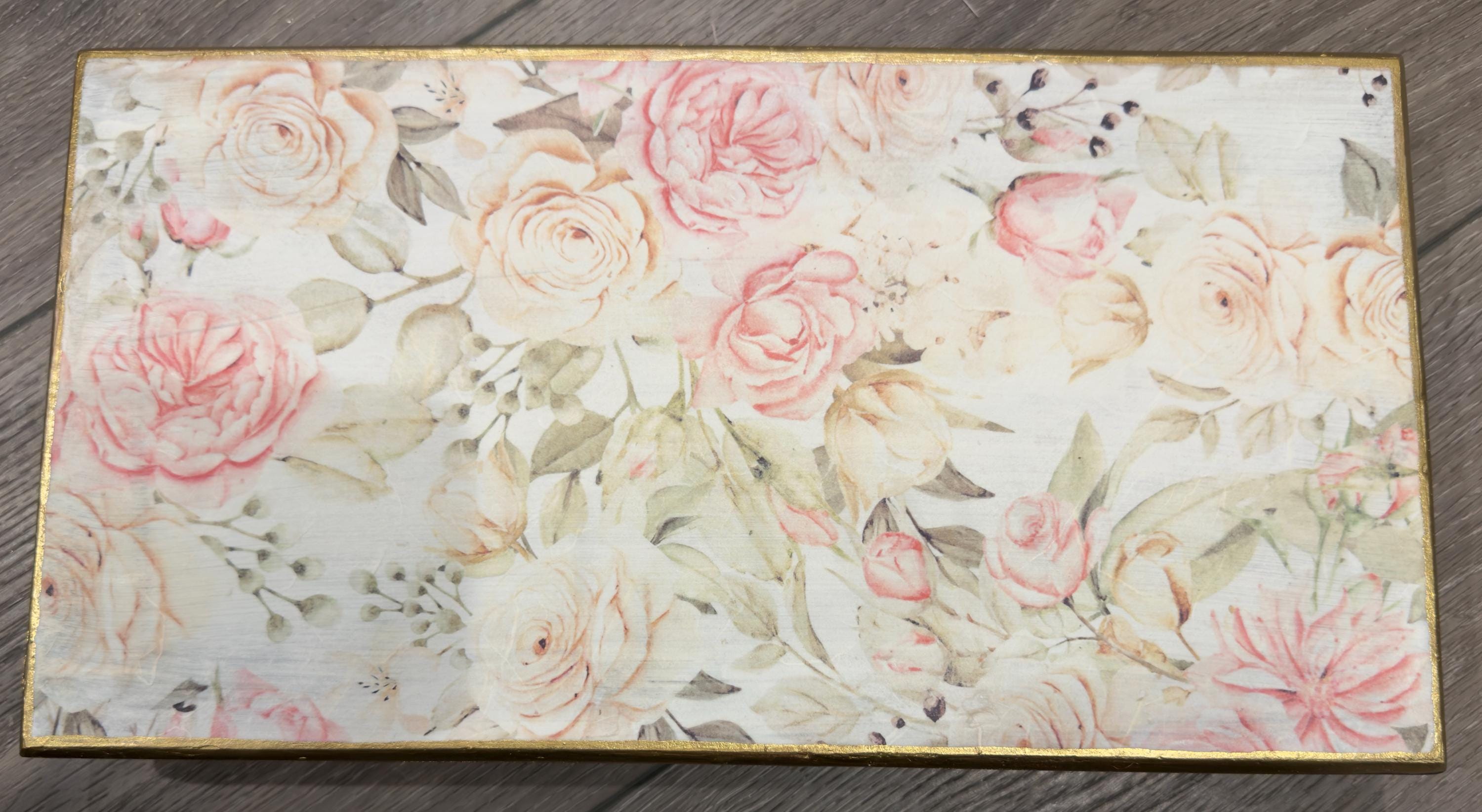 Rose Display Riser: 15"x8"