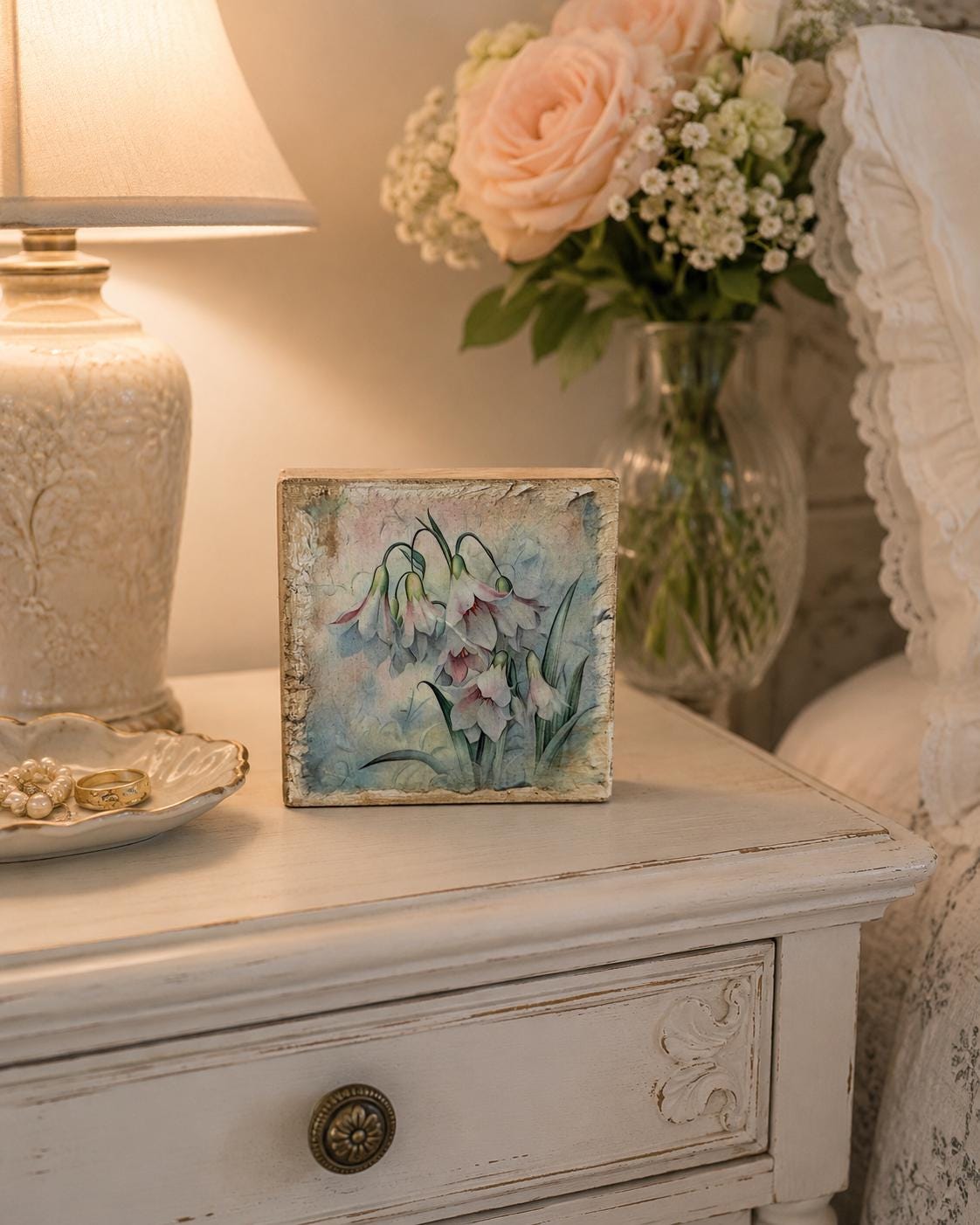 Bell-Shaped Lillies: 4"x4"