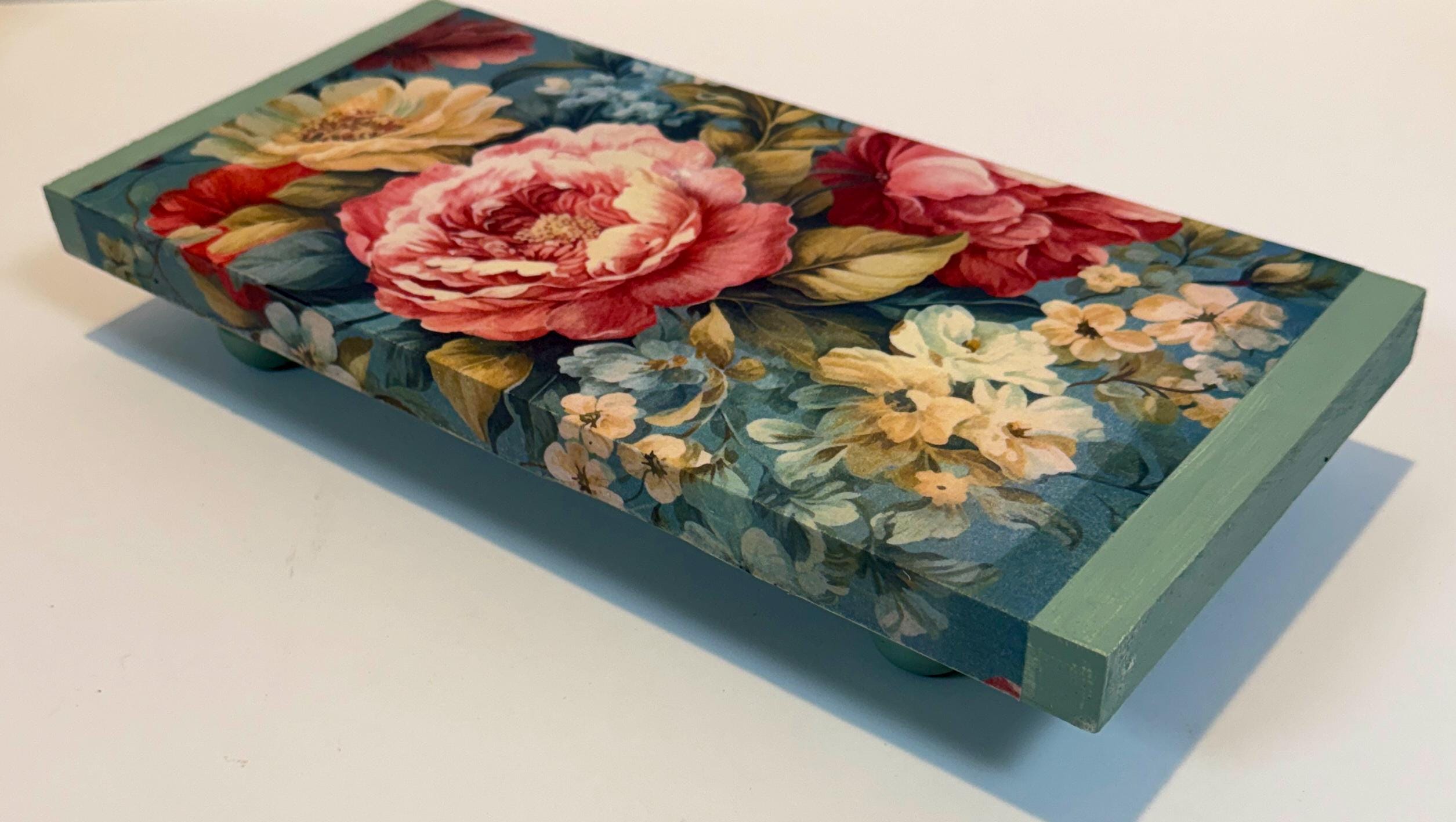 Sage Green Peony Riser: 12"x5.75"