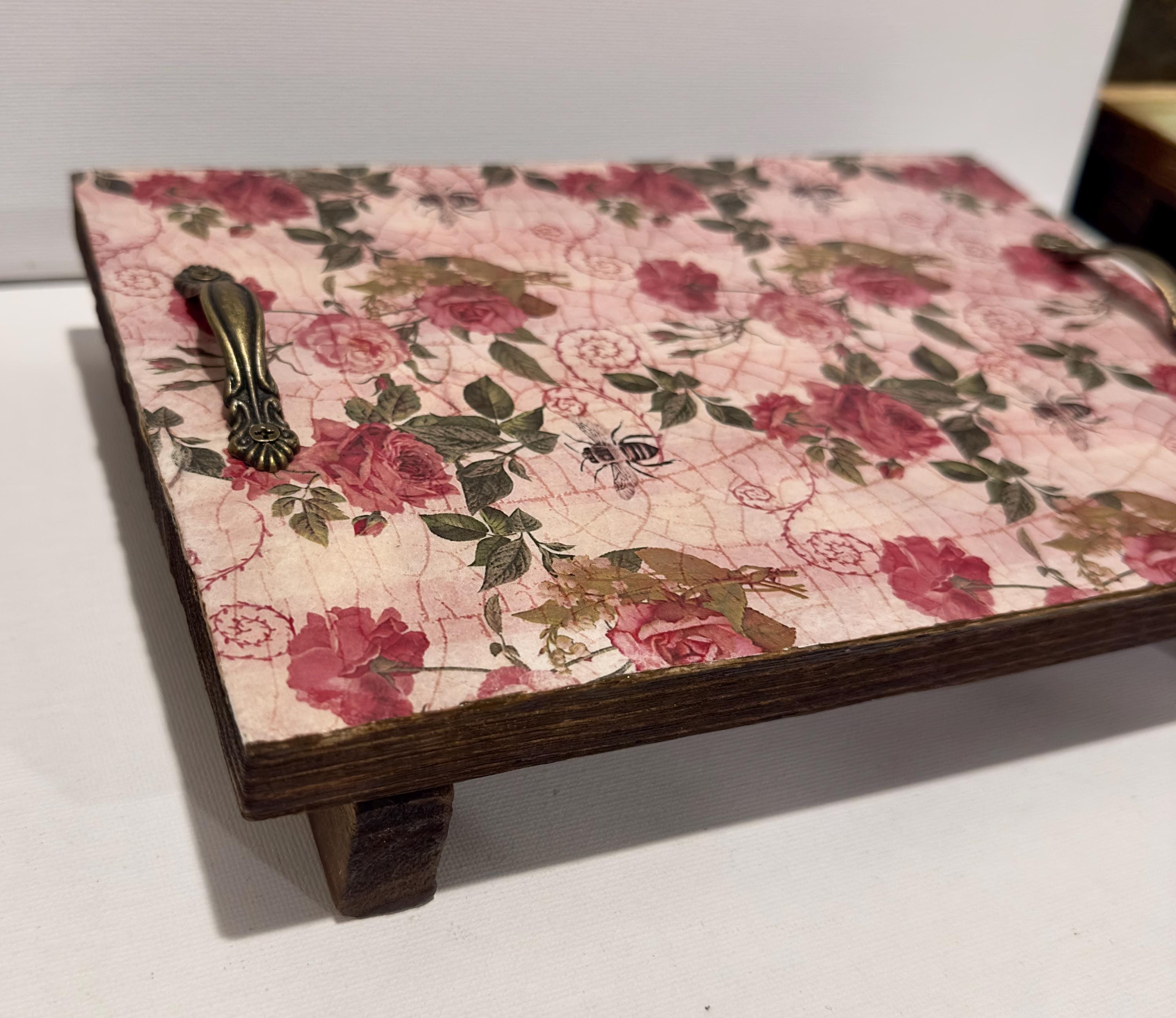 Vintage Rose Riser: 9"x6"