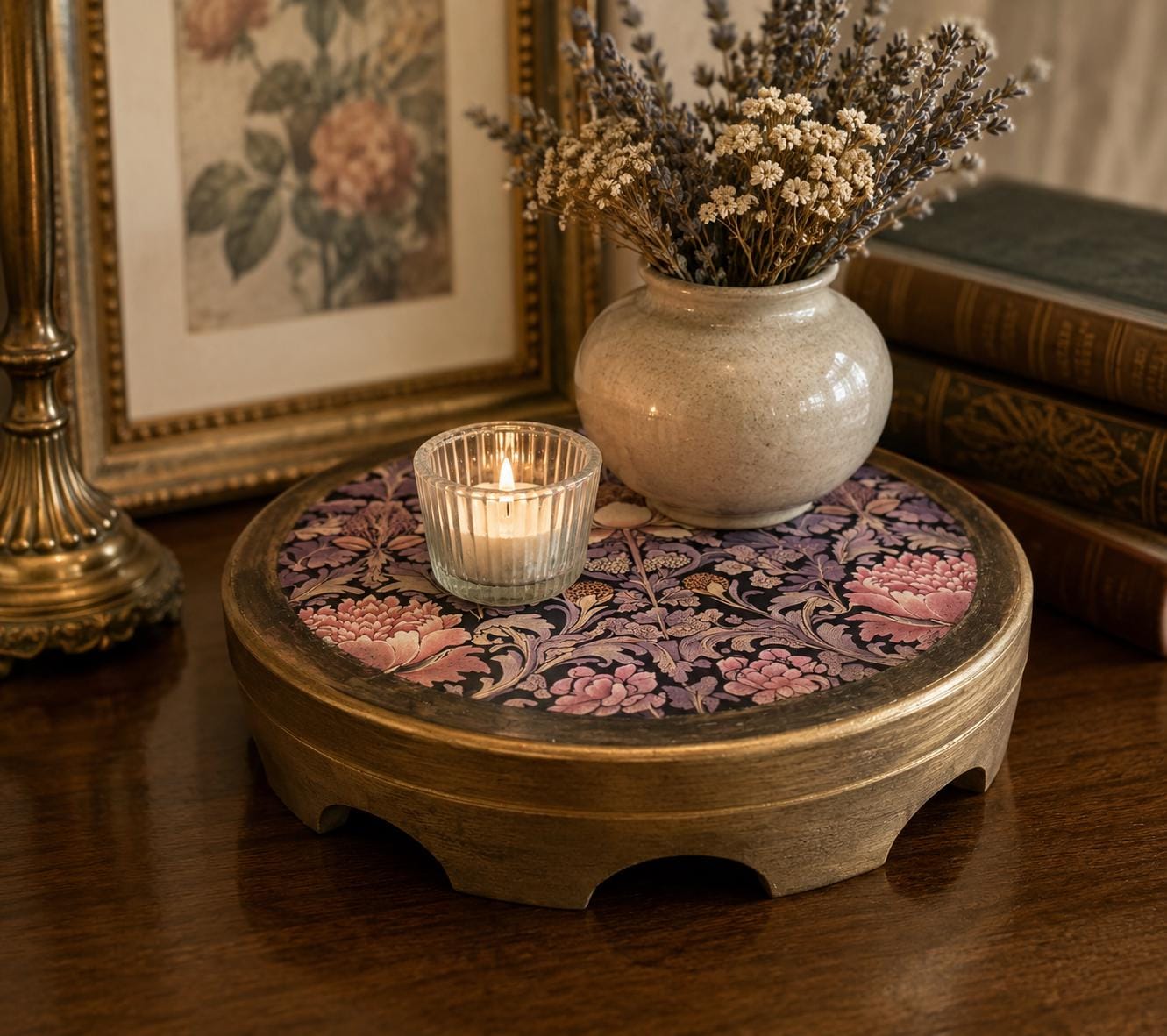 William Morris Pedestal Riser: 8"dia, 2" tall