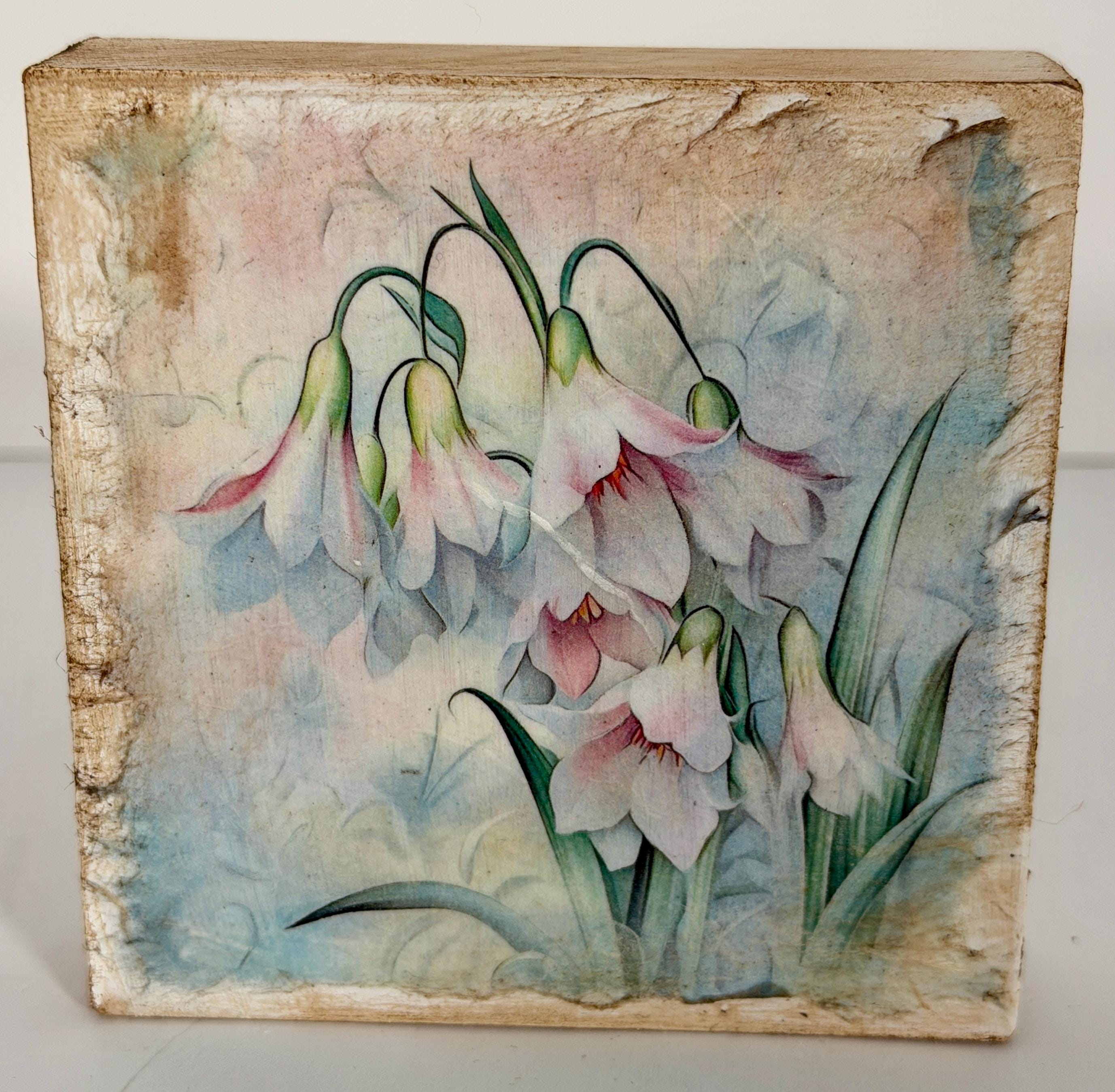 Bell-Shaped Lillies: 4"x4"