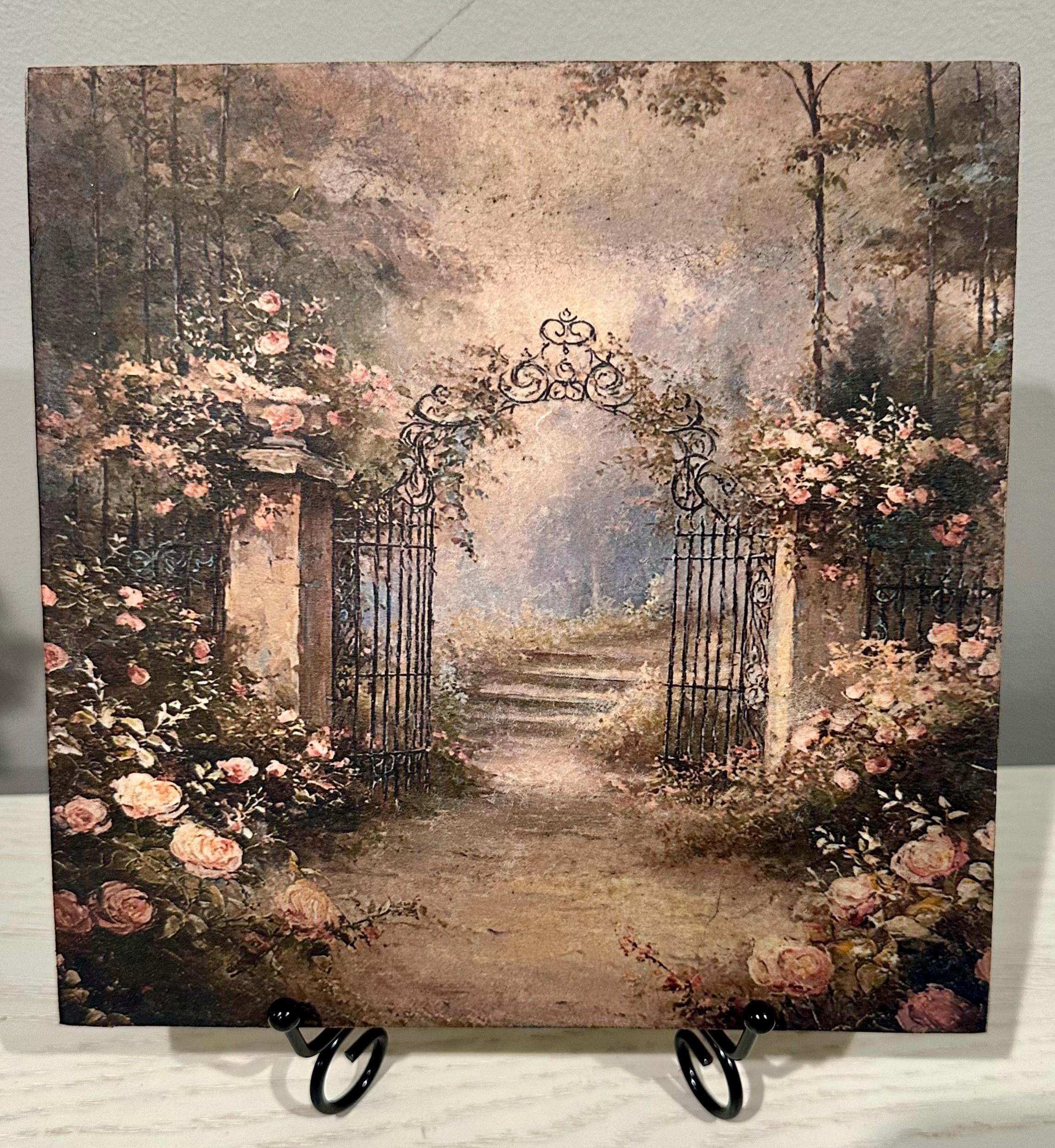 Floral Archway: 8"x8"