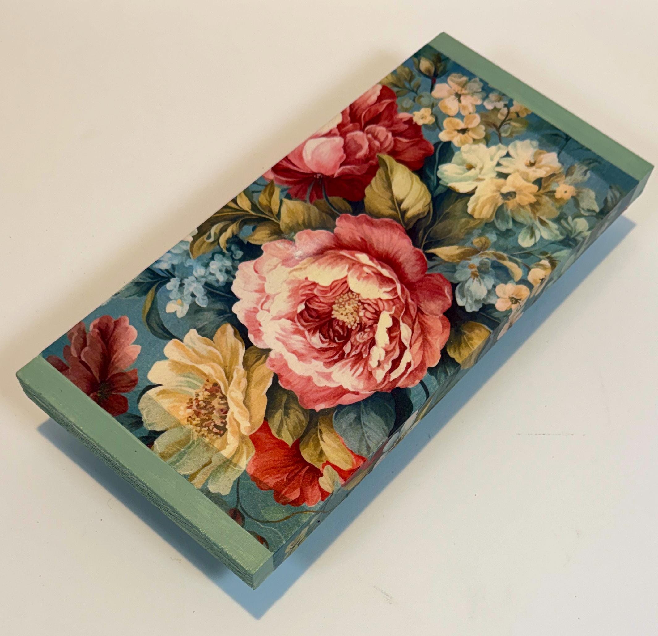 Sage Green Peony Riser: 12"x5.75"