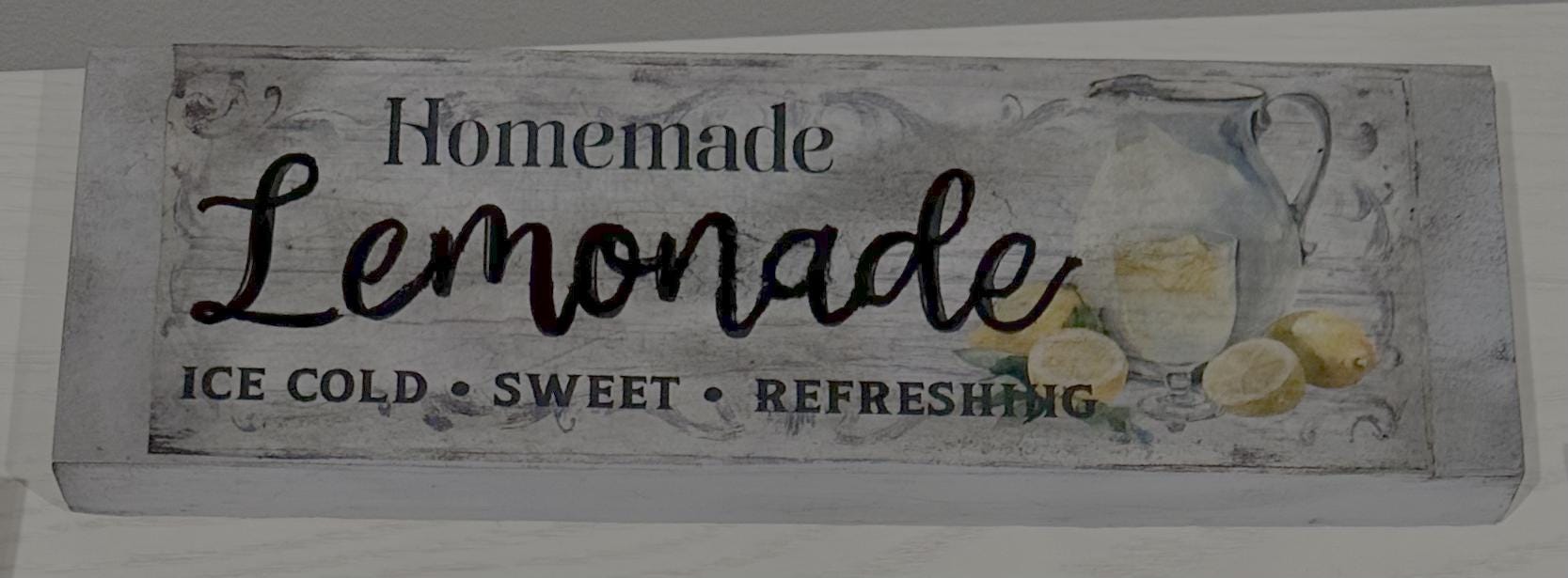 Lemonade Stand: 12"x4"