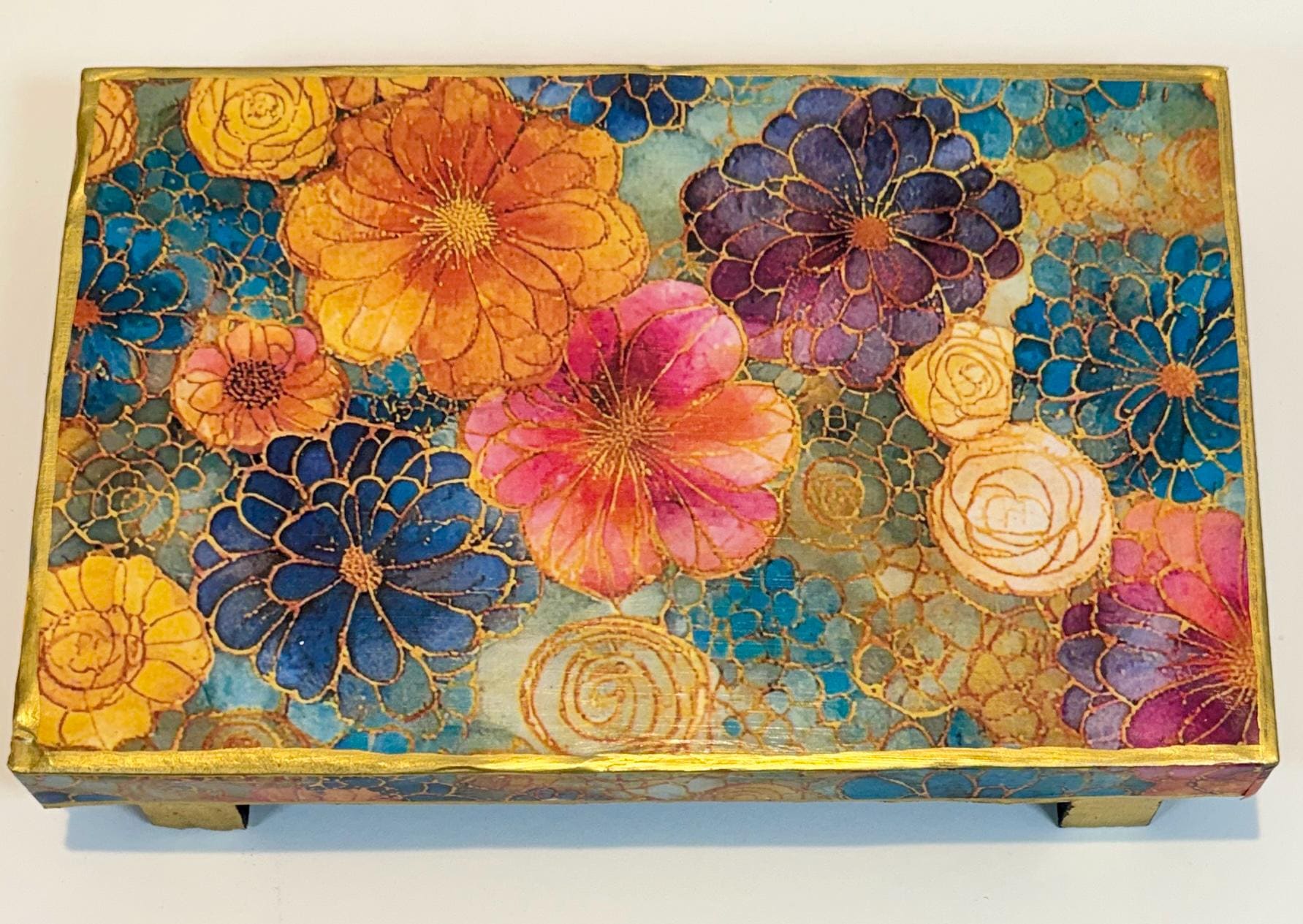 Bright Floral Riser: 9"x6"