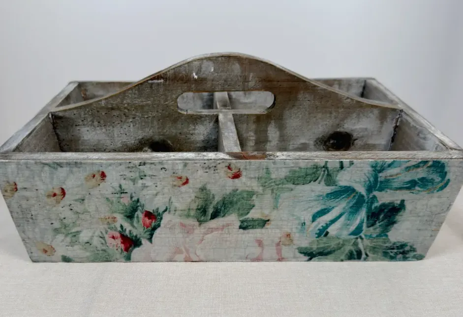 Floral Wood Caddy, 4 Compartment Farmhouse Storage, Vintage Rose
