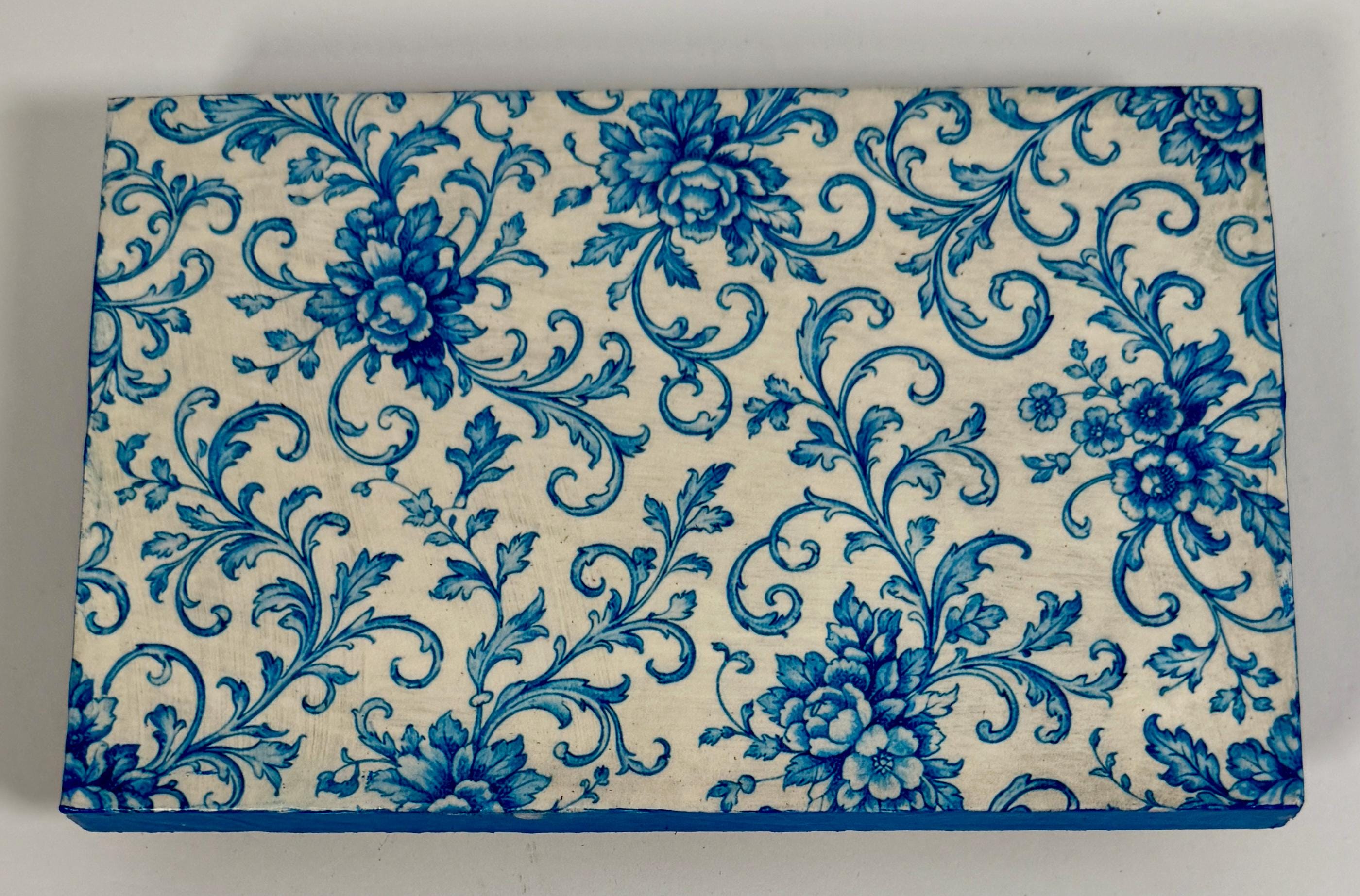 Blue White Chinoiserie Riser: 9"x6"