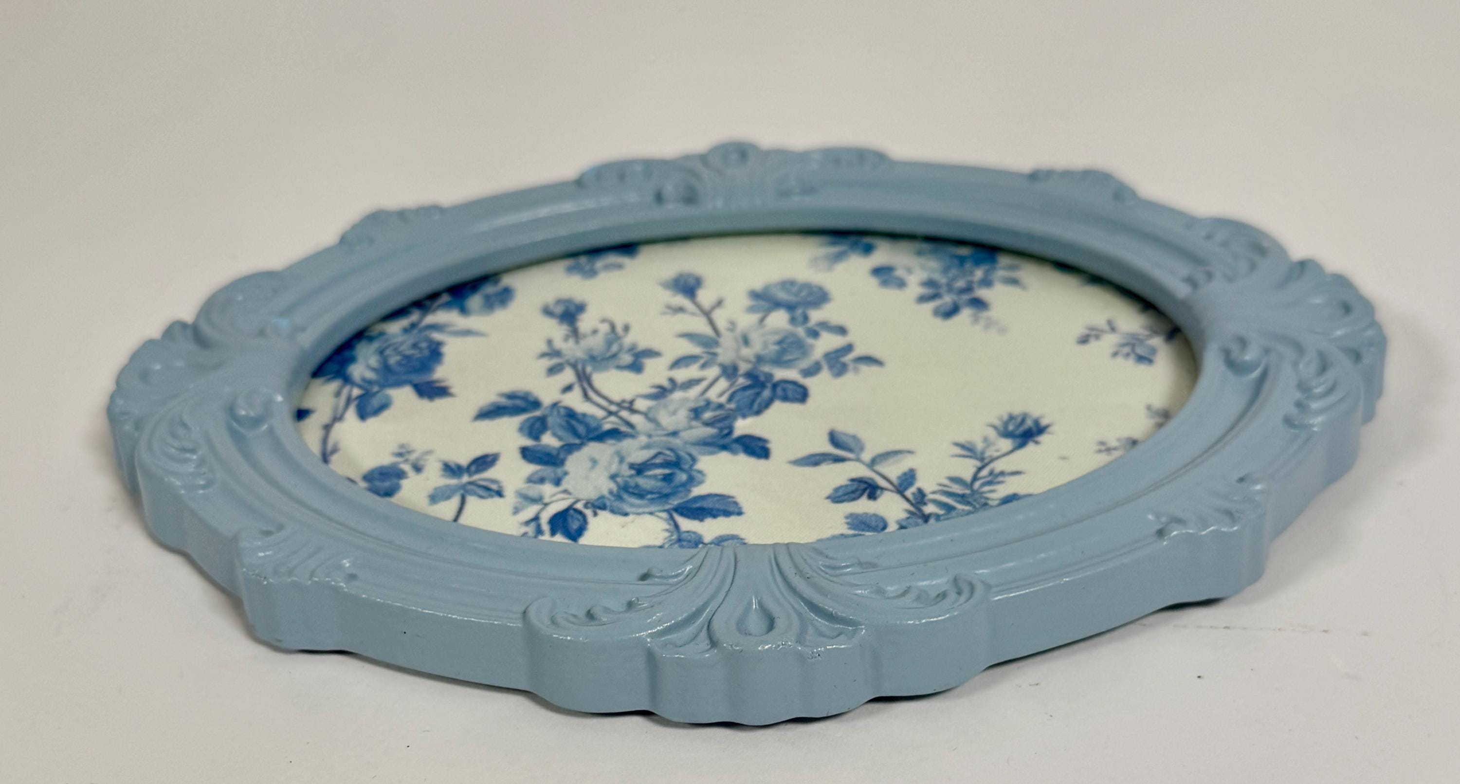 Blue Oval Jewelry Tray: 9"x6.75"