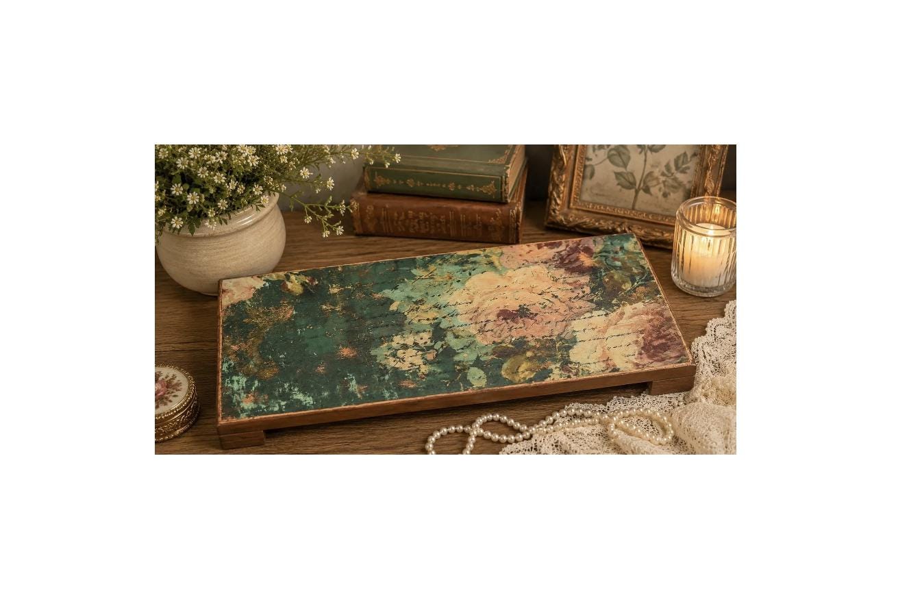 Vintage Green Floral: 15"x8"