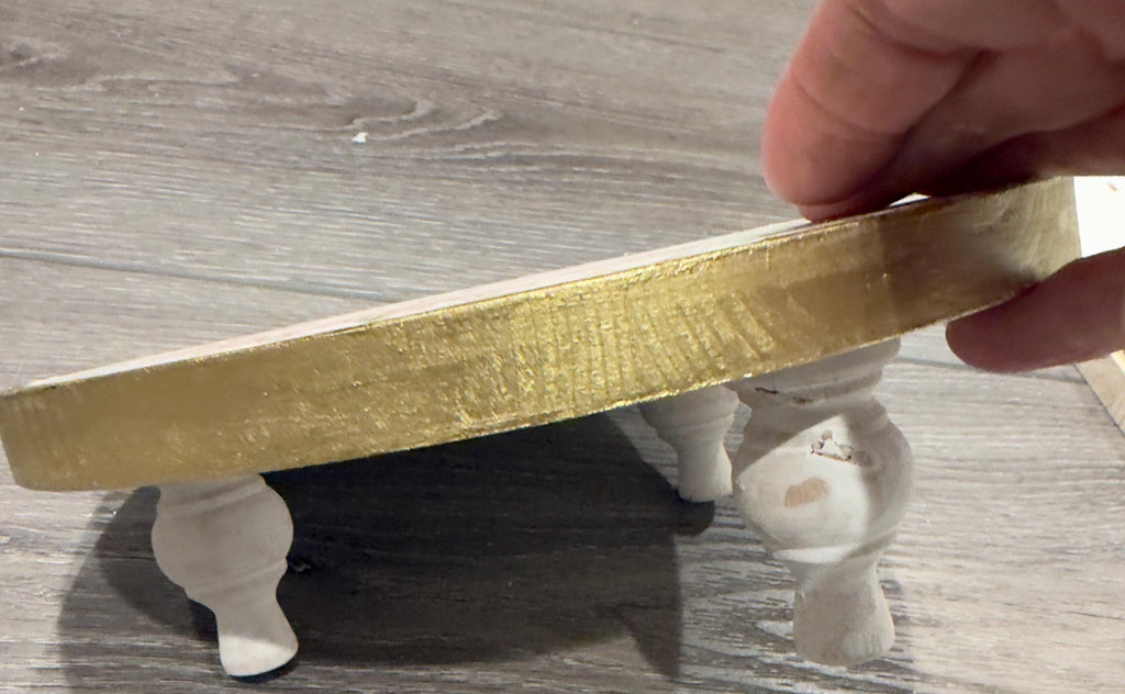 Shabby Chic Gold Leaf Trim Riser: 7.75"
