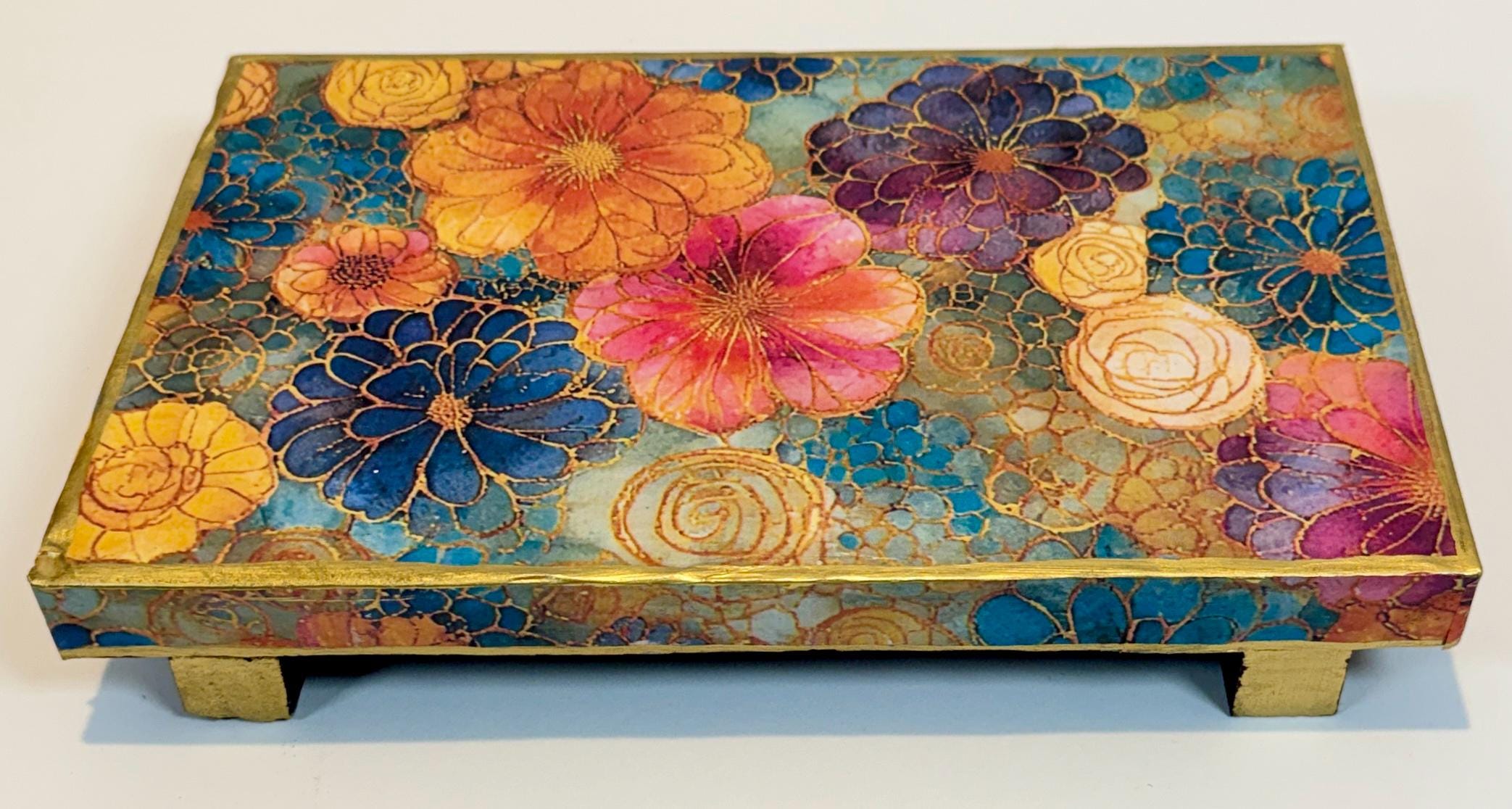 Bright Floral Riser: 9"x6"
