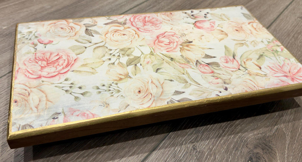 Rose Display Riser: 15"x8"